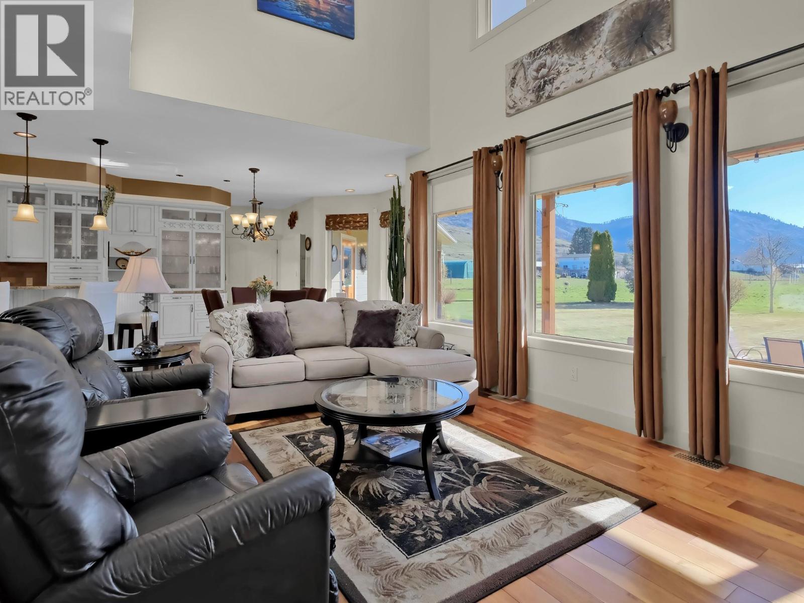 6240 Nursery Road, Grand Forks, British Columbia  V0H 1H9 - Photo 9 - 10382193