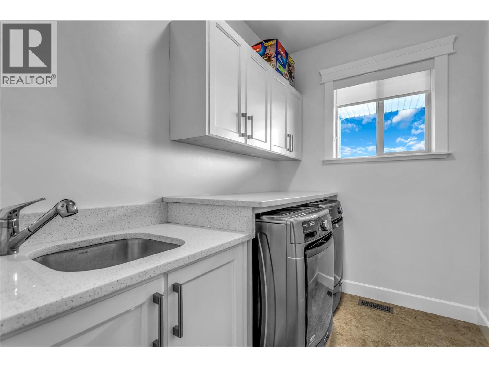 4561 Rittich Road, Kelowna, British Columbia  V1X 7V6 - Photo 32 - 10381156