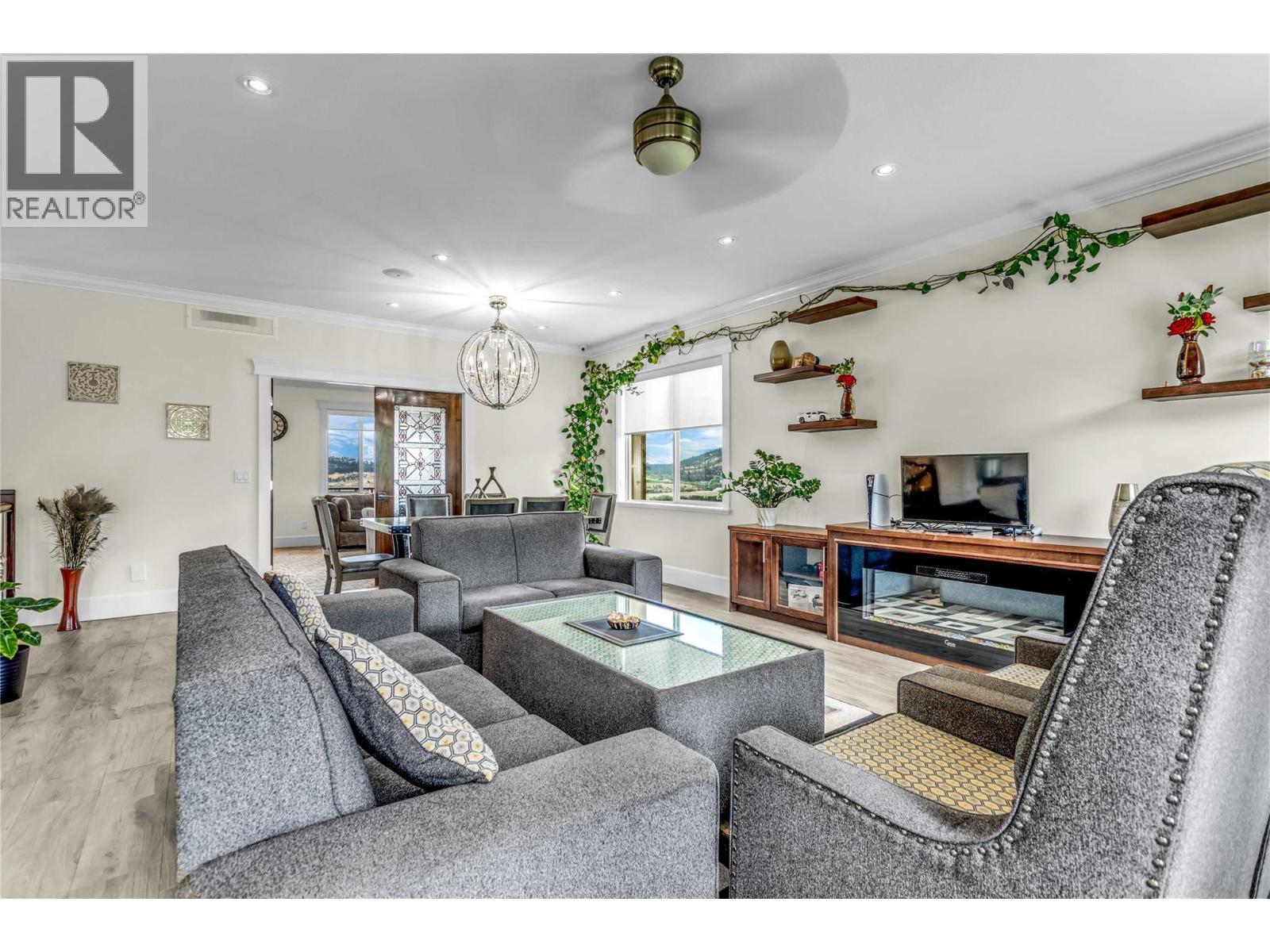 4561 Rittich Road, Kelowna, British Columbia  V1X 7V6 - Photo 8 - 10381156