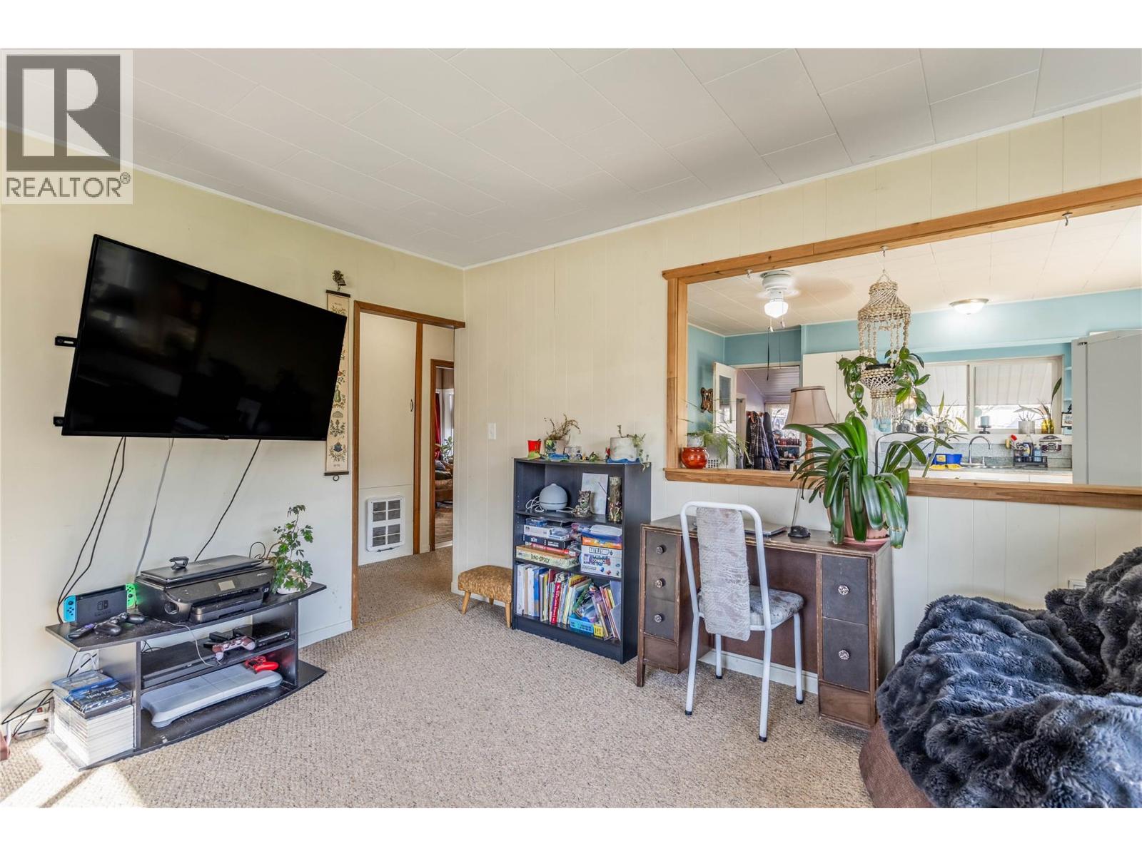 3156 Woodsdale Road, Lake Country, British Columbia  V4V 1X8 - Photo 8 - 10380534