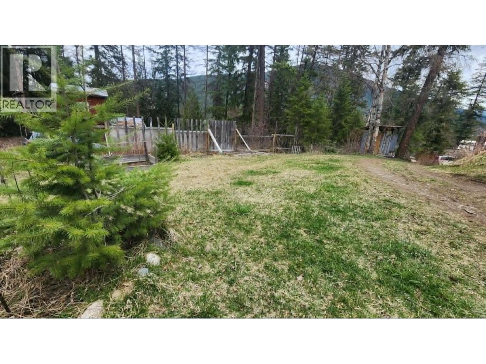 12 Specht Road, Cherryville, British Columbia  V0E 2G3 - Photo 25 - 10382145