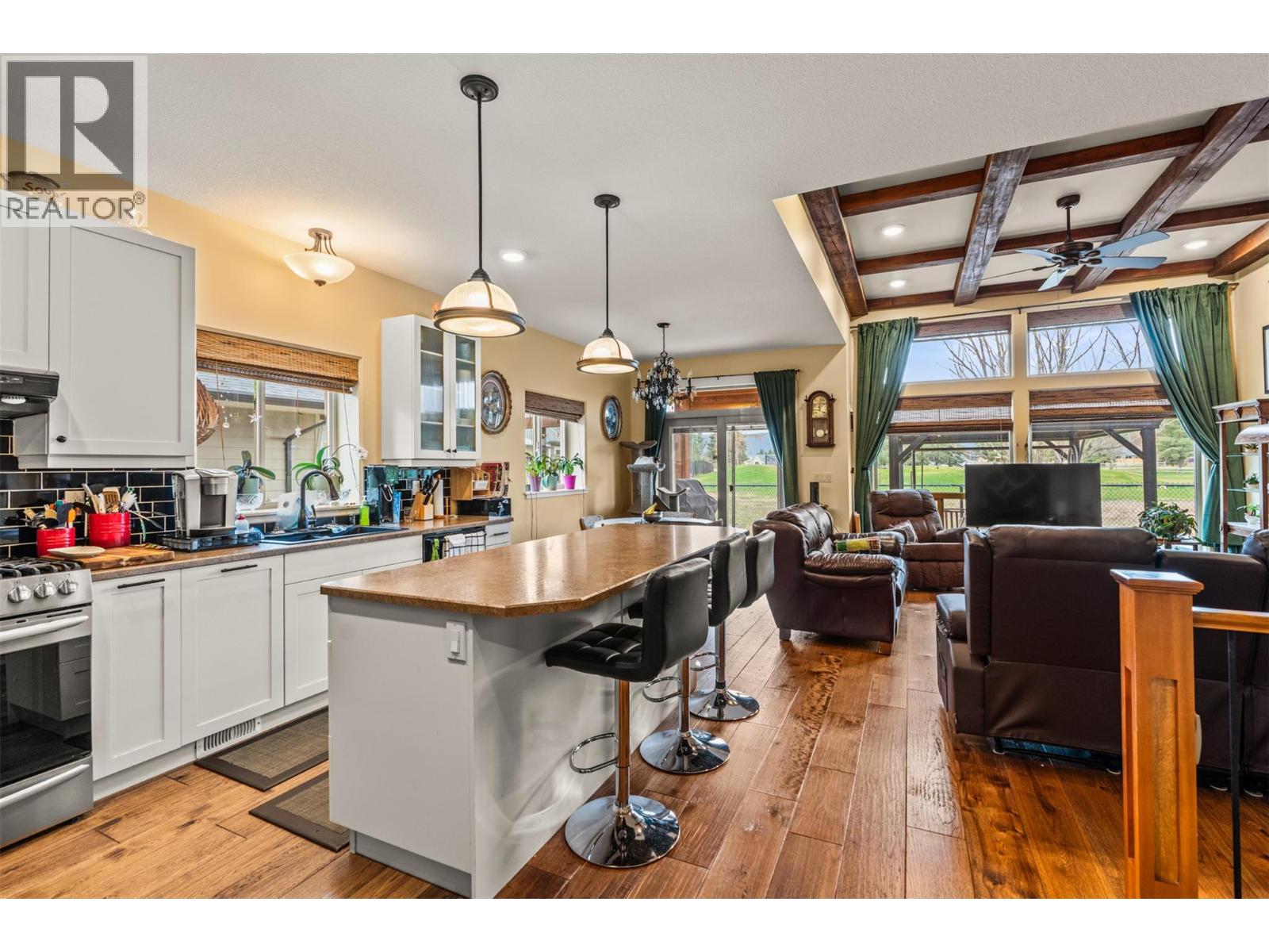 2444 York Avenue Unit# 32, Armstrong, British Columbia  V4Y 0Y3 - Photo 10 - 10381936