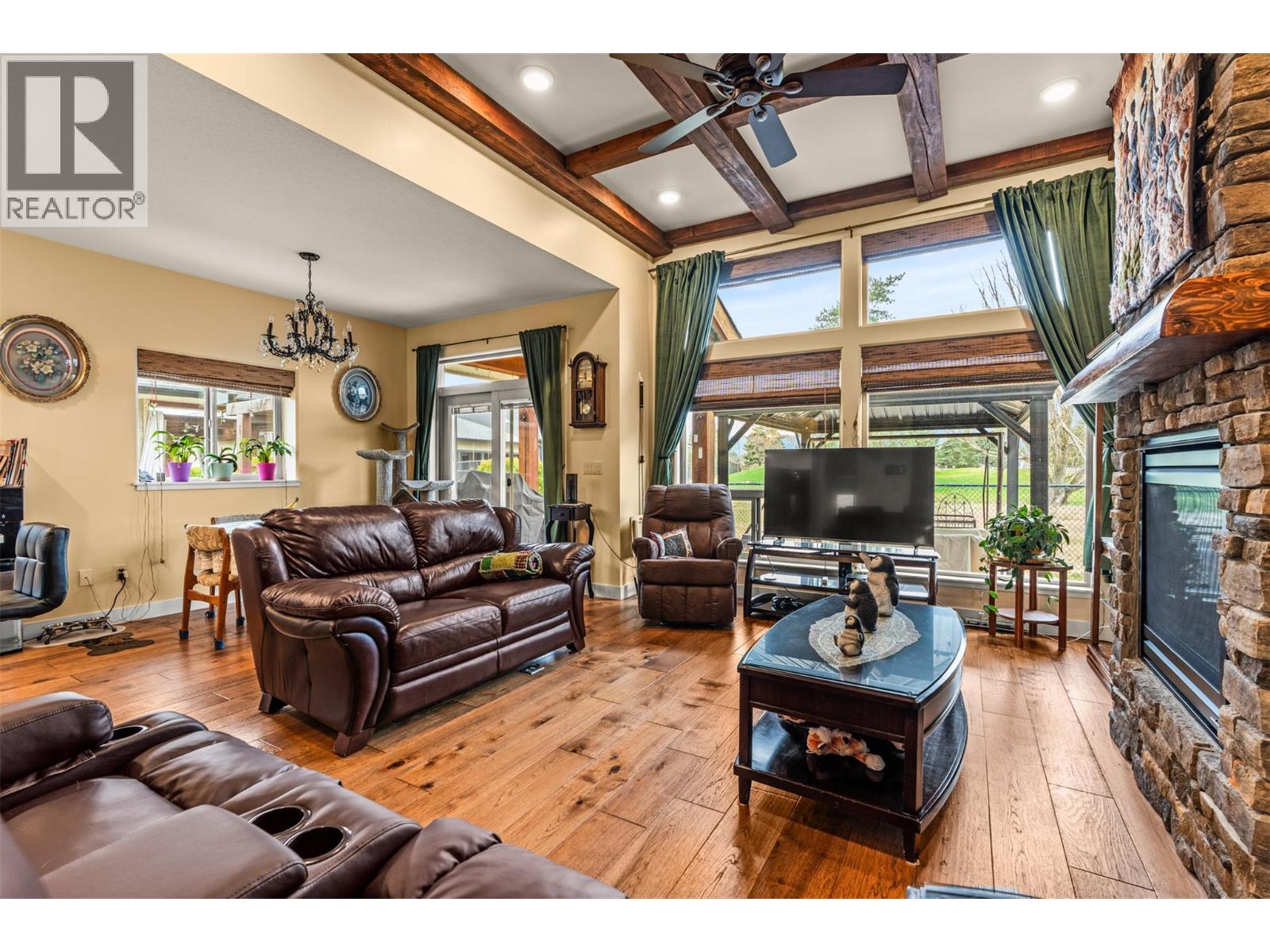 2444 York Avenue Unit# 32, Armstrong, British Columbia  V4Y 0Y3 - Photo 19 - 10381936