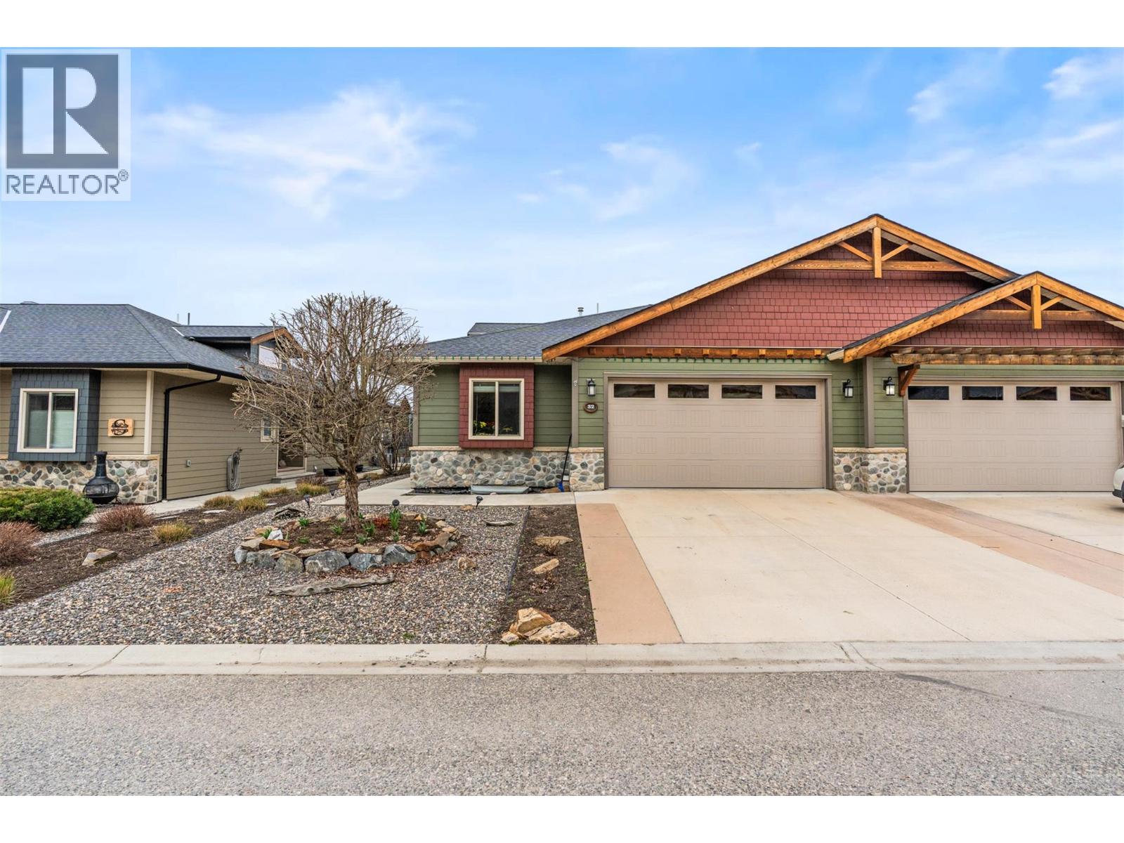 2444 York Avenue Unit# 32, Armstrong, British Columbia  V4Y 0Y3 - Photo 2 - 10381936