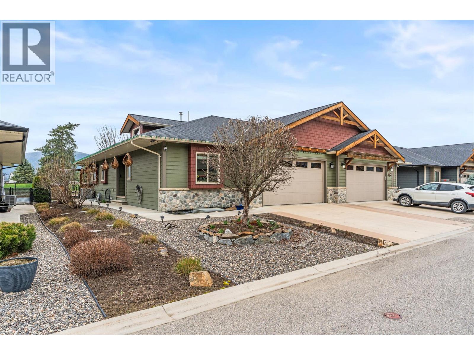 2444 York Avenue Unit# 32, Armstrong, British Columbia  V4Y 0Y3 - Photo 4 - 10381936