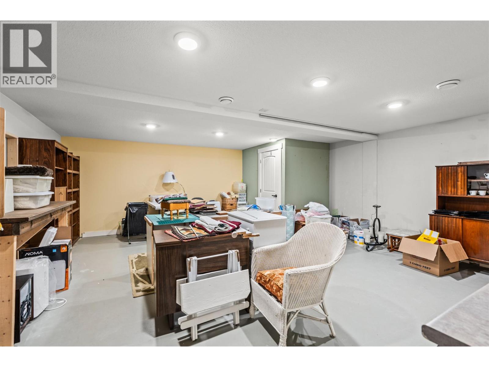 2444 York Avenue Unit# 32, Armstrong, British Columbia  V4Y 0Y3 - Photo 45 - 10381936