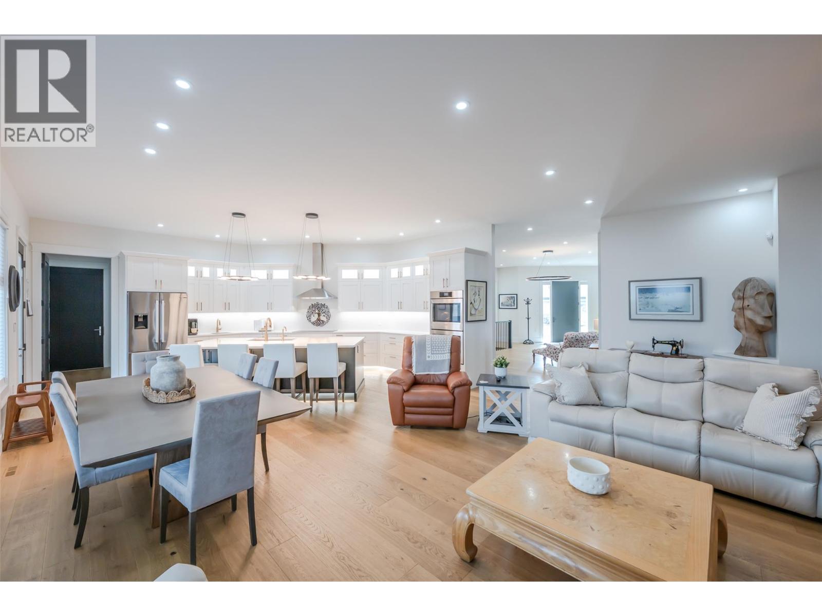 12102 Augusta Lane, Osoyoos, British Columbia  V0H 1V4 - Photo 11 - 10381701