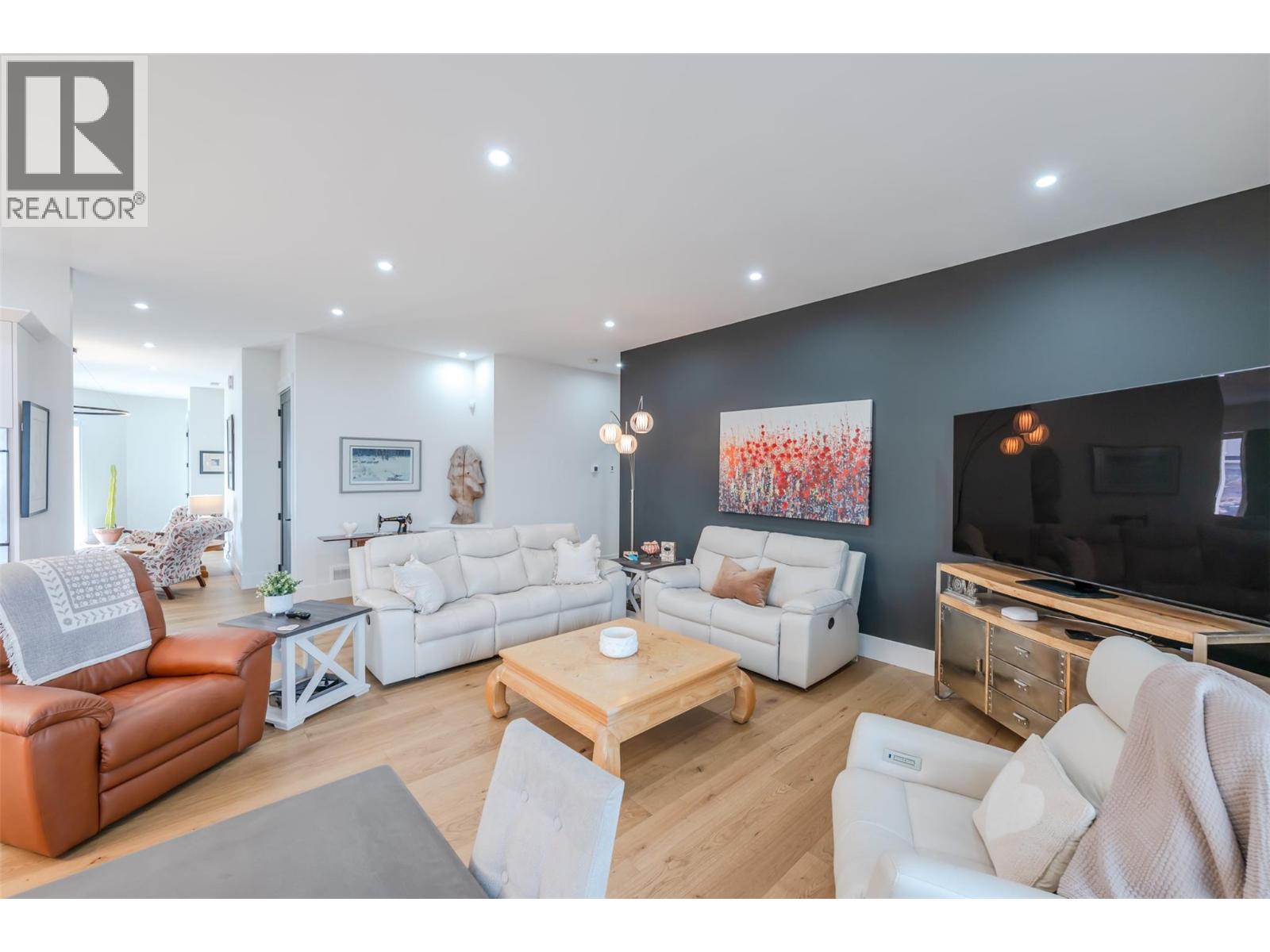 12102 Augusta Lane, Osoyoos, British Columbia  V0H 1V4 - Photo 12 - 10381701