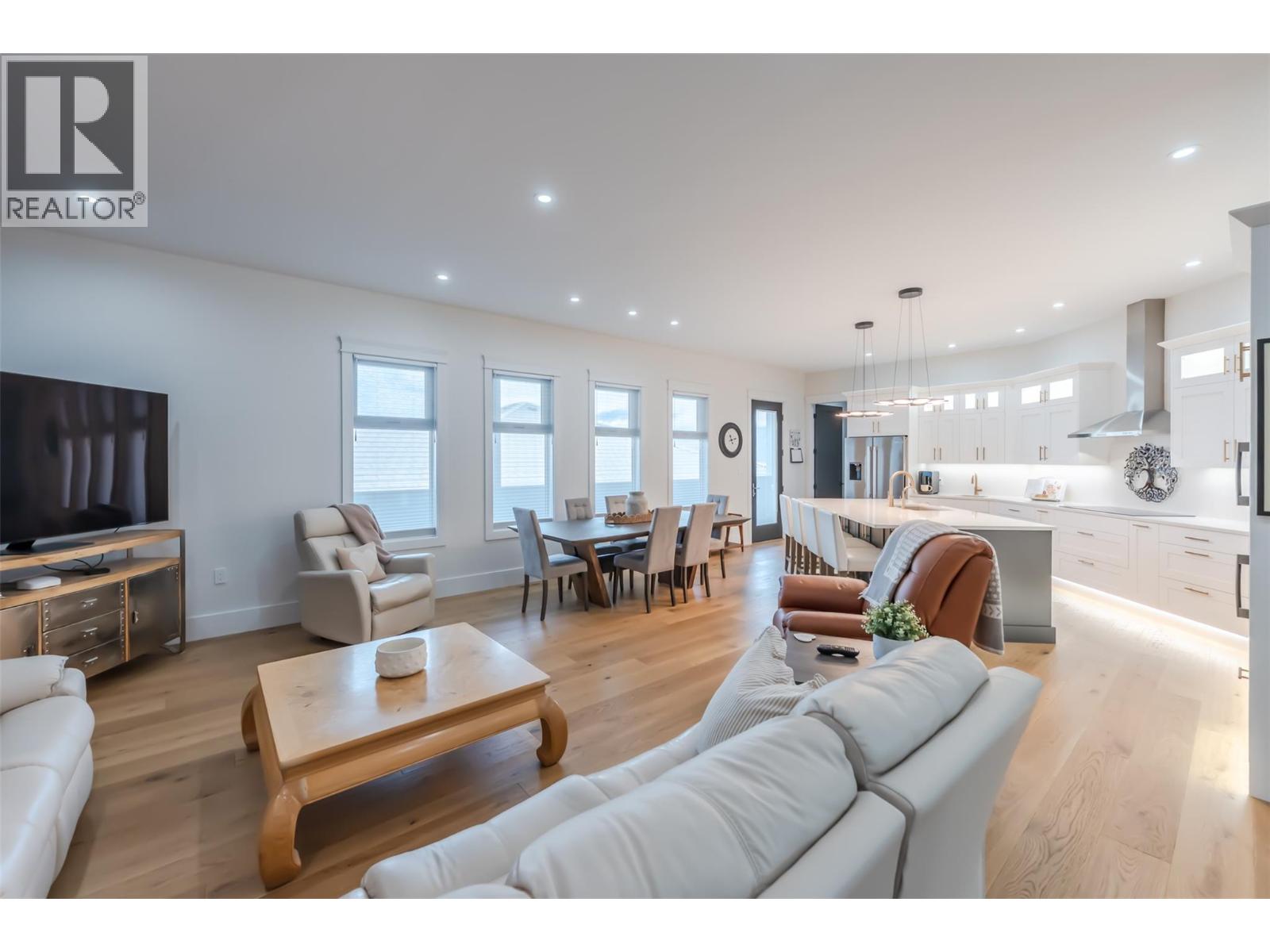 12102 Augusta Lane, Osoyoos, British Columbia  V0H 1V4 - Photo 14 - 10381701