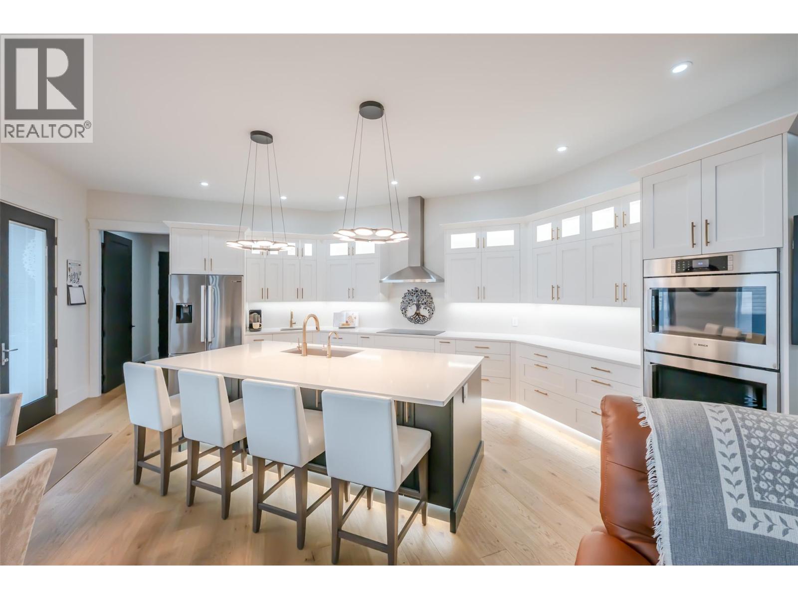 12102 Augusta Lane, Osoyoos, British Columbia  V0H 1V4 - Photo 2 - 10381701