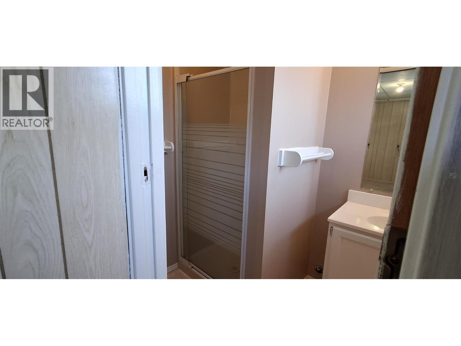 338 Beach Drive, Chase, British Columbia  V0E 1M0 - Photo 26 - 10381934