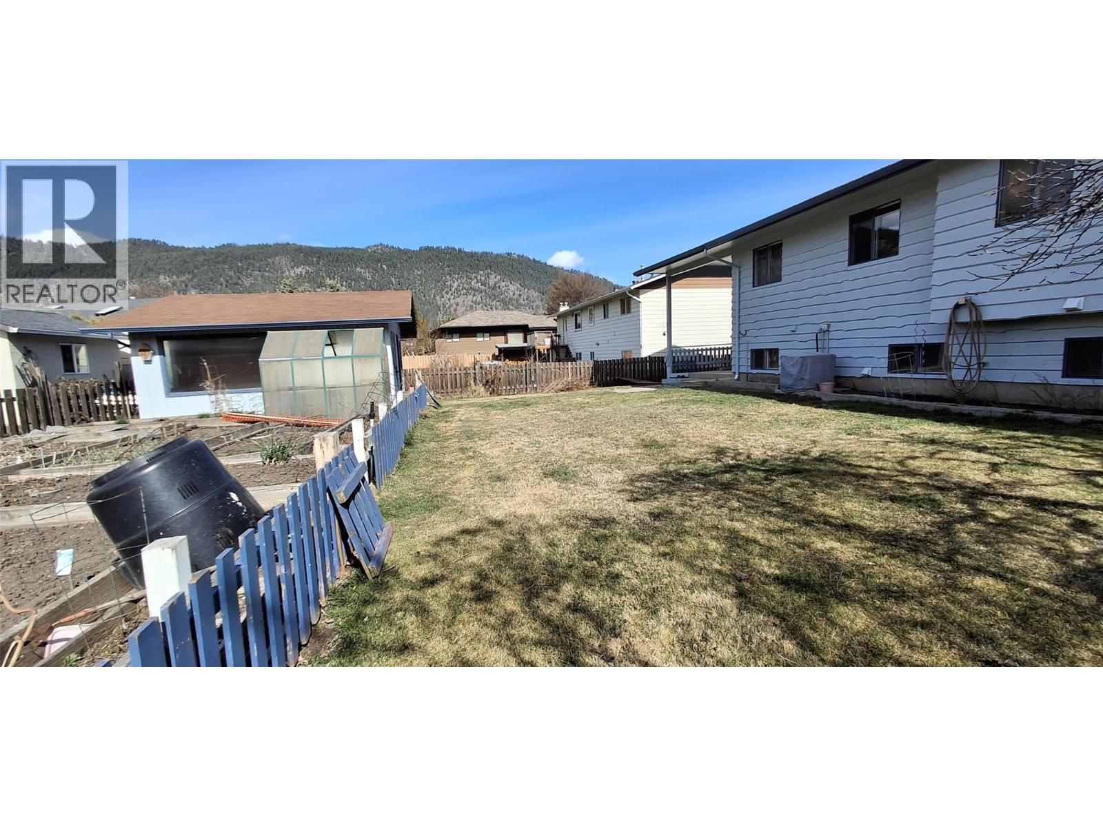 338 Beach Drive, Chase, British Columbia  V0E 1M0 - Photo 36 - 10381934