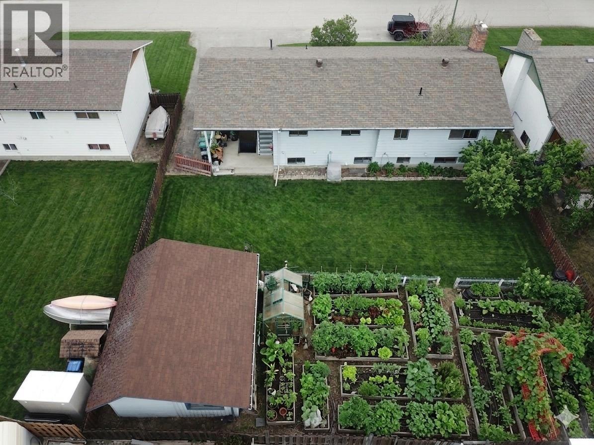 338 Beach Drive, Chase, British Columbia  V0E 1M0 - Photo 45 - 10381934