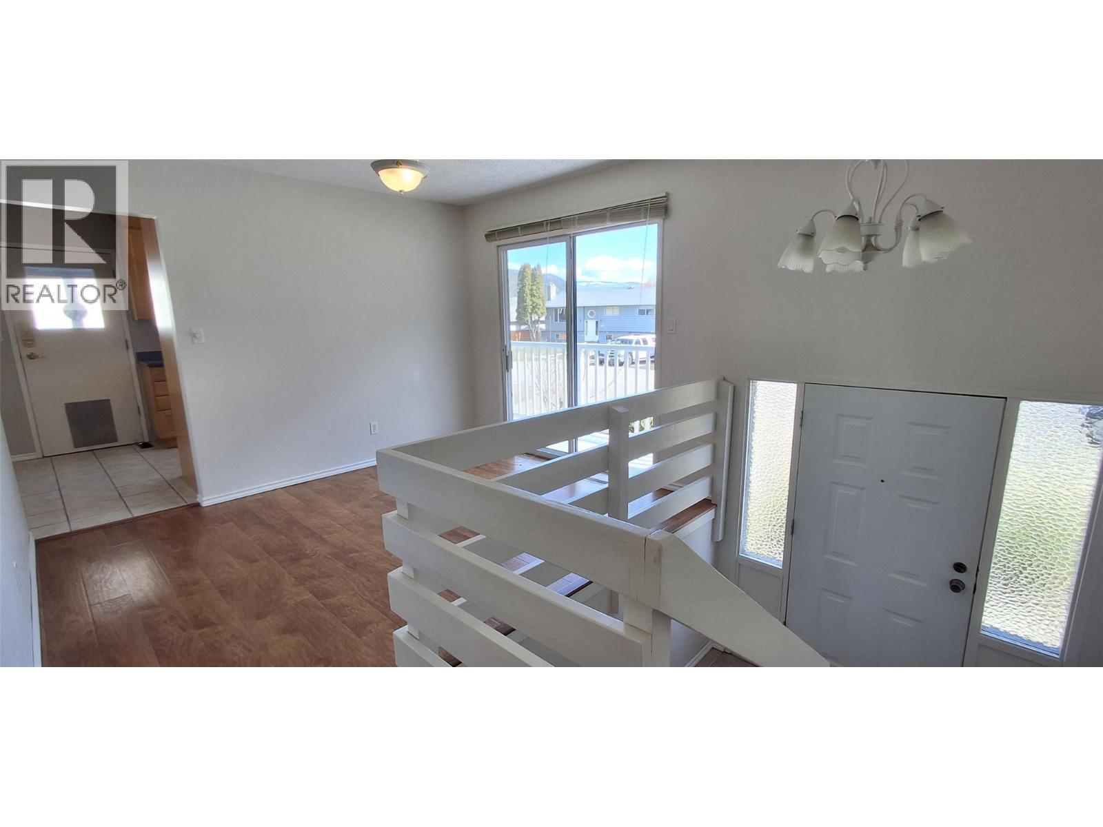 338 Beach Drive, Chase, British Columbia  V0E 1M0 - Photo 8 - 10381934