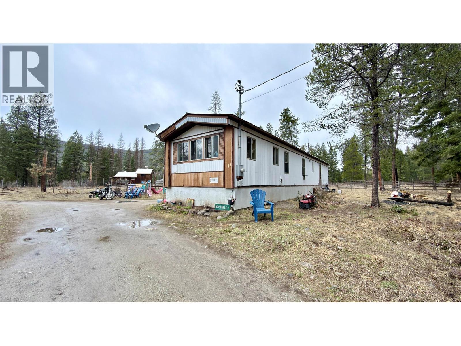 11 Haggen Road, Beaverdell, British Columbia  V0H 1A0 - Photo 1 - 10382191