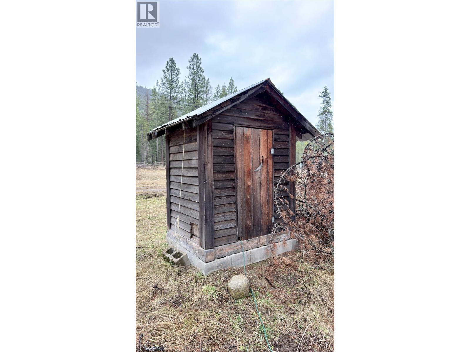 11 Haggen Road, Beaverdell, British Columbia  V0H 1A0 - Photo 13 - 10382191