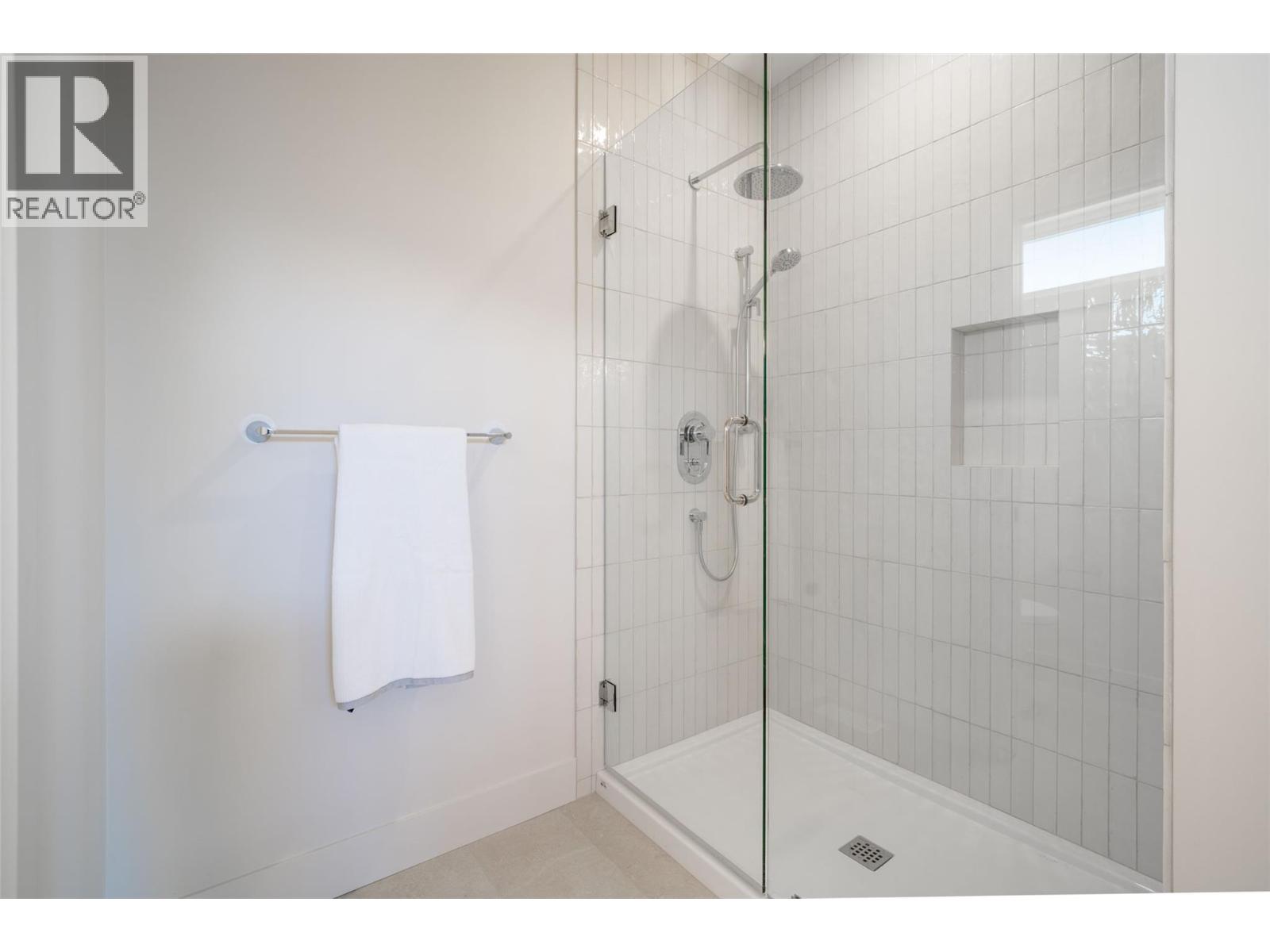 2079 Cortina Drive, Kelowna, British Columbia  V1P 0B2 - Photo 20 - 10381629