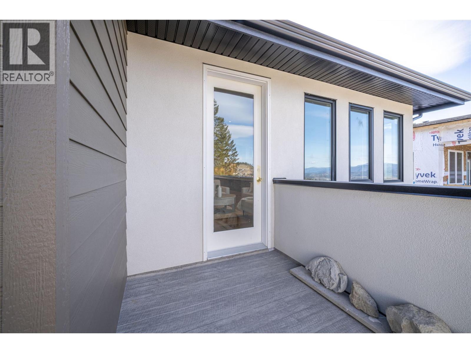 2079 Cortina Drive, Kelowna, British Columbia  V1P 0B2 - Photo 31 - 10381629