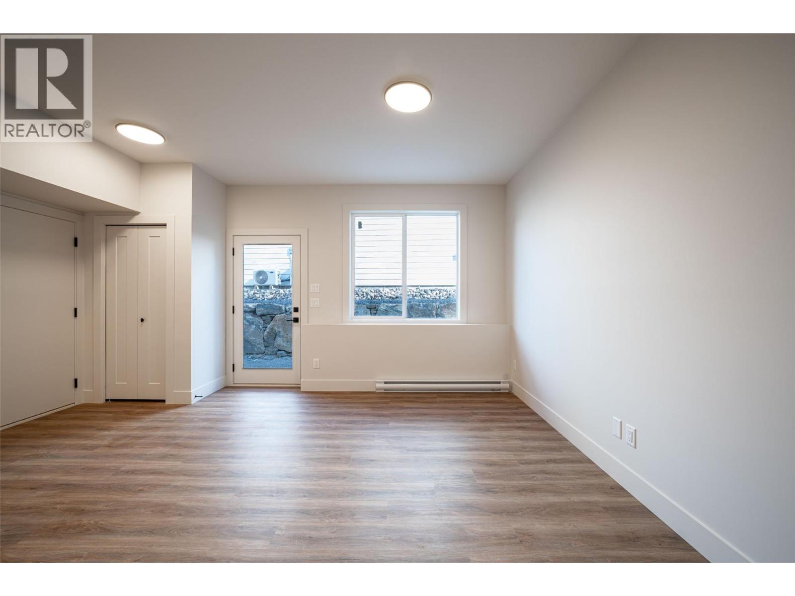 2079 Cortina Drive, Kelowna, British Columbia  V1P 0B2 - Photo 39 - 10381629