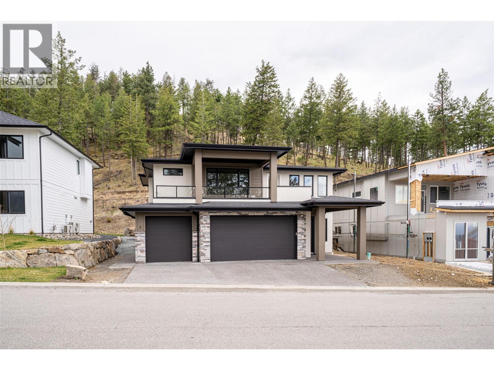 2079 Cortina Drive, Kelowna, British Columbia  V1P 0B2 - Photo 4 - 10381629
