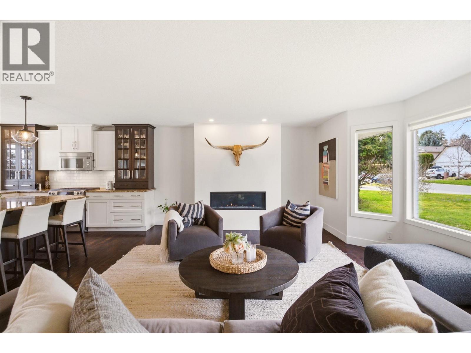 4337 Dunvegan Court, Kelowna, British Columbia  V1W 2L6 - Photo 10 - 10382135