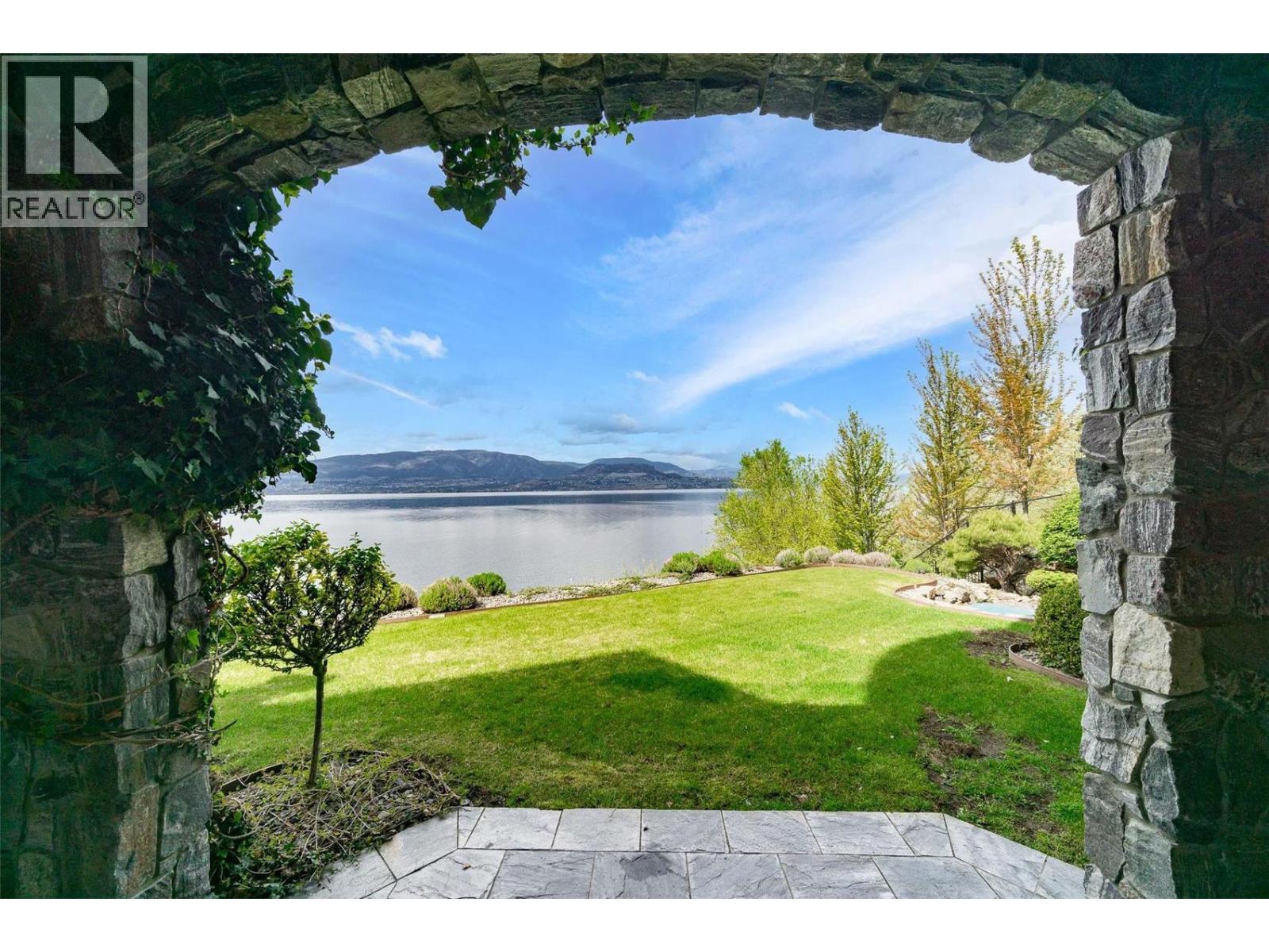 225 Swick Road, Kelowna, British Columbia  V1W 4J5 - Photo 12 - 10380808