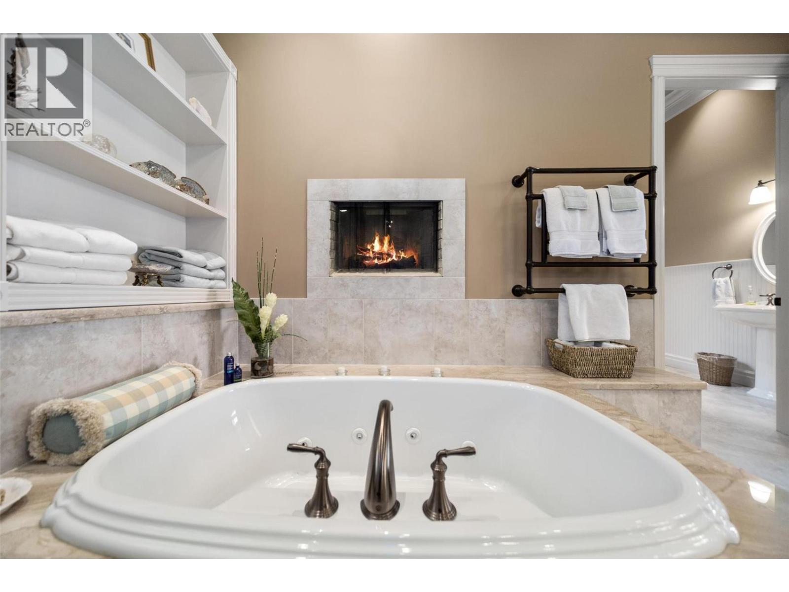 225 Swick Road, Kelowna, British Columbia  V1W 4J5 - Photo 44 - 10380808