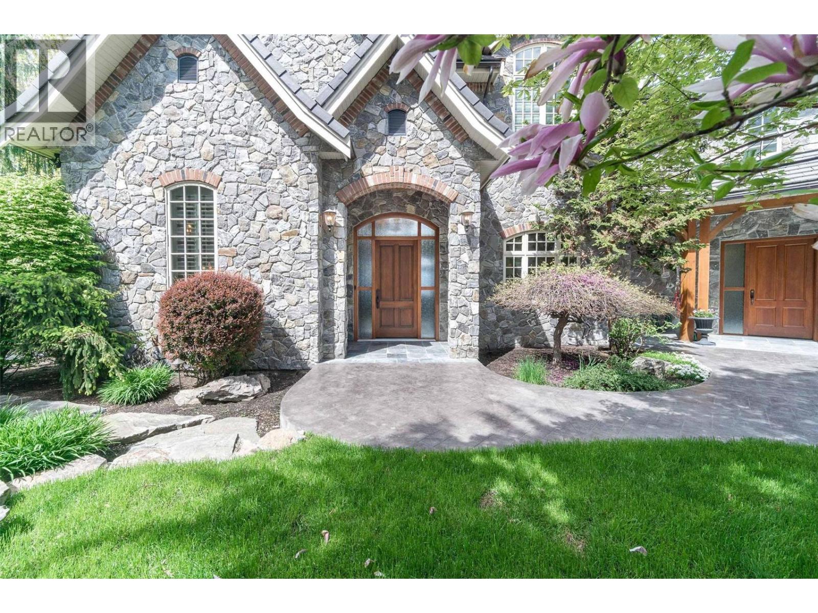 225 Swick Road, Kelowna, British Columbia  V1W 4J5 - Photo 5 - 10380808