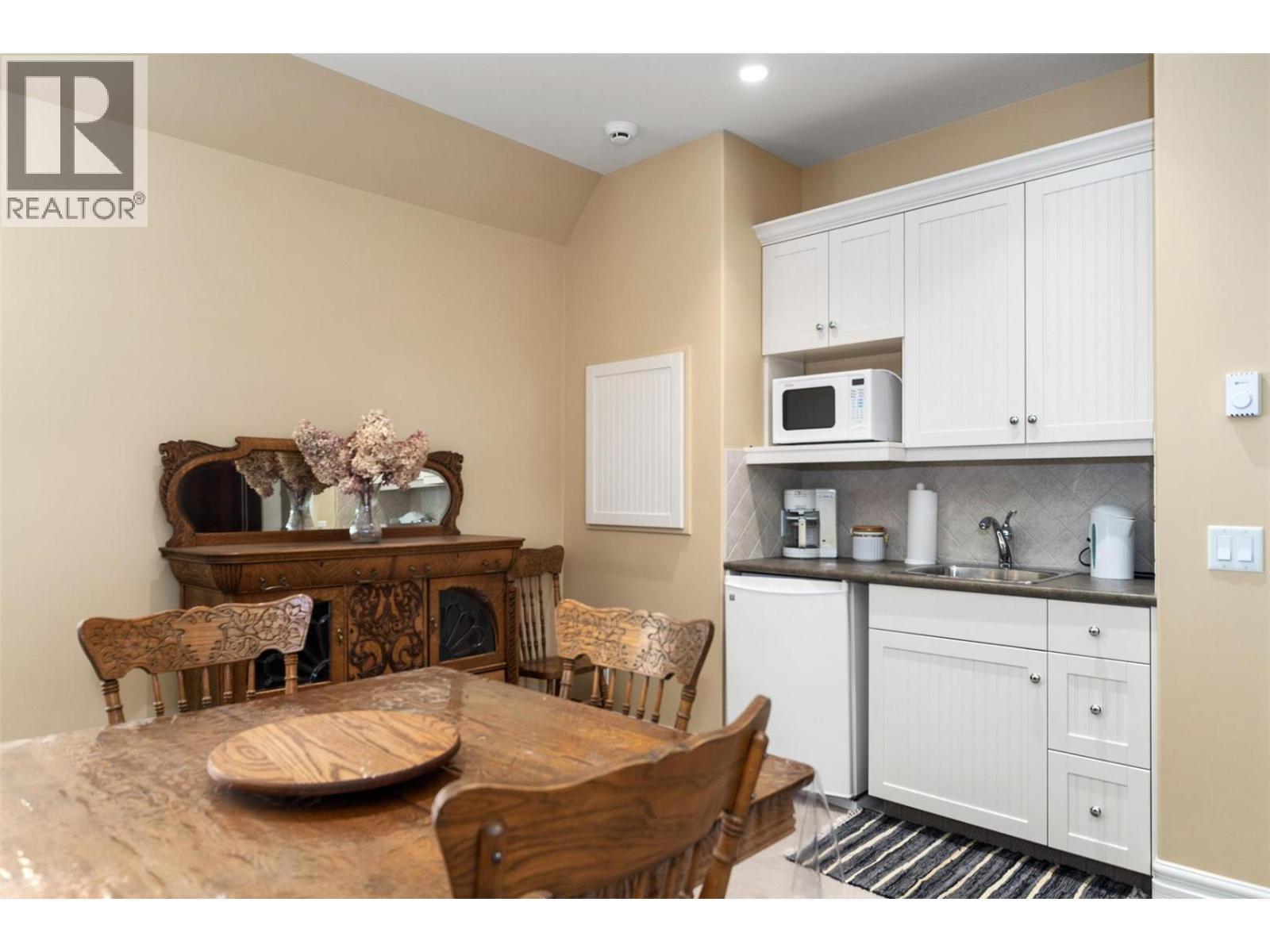 225 Swick Road, Kelowna, British Columbia  V1W 4J5 - Photo 54 - 10380808