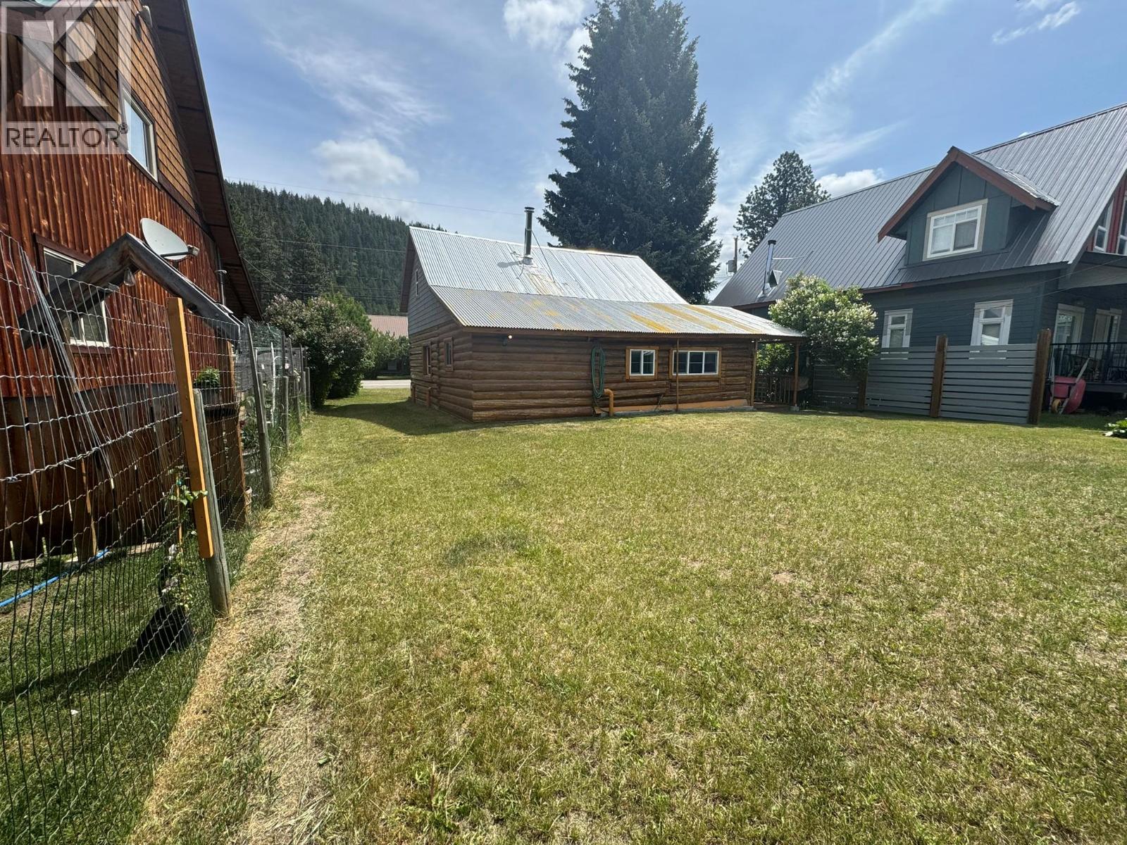 2614 Otter Avenue, Coalmont-Tulameen, British Columbia  V0X 1W0 - Photo 19 - 10382144