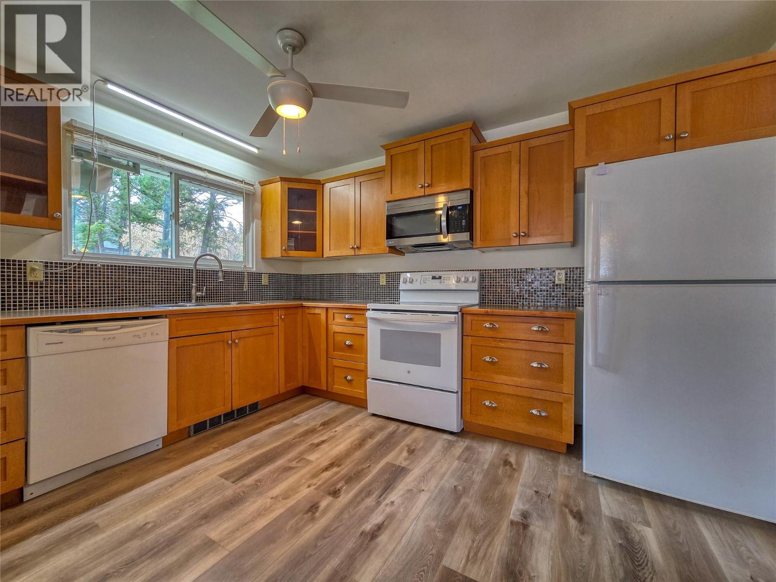 1502 10th Avenue, Invermere, British Columbia  v0a 1k0 - Photo 15 - 10382138