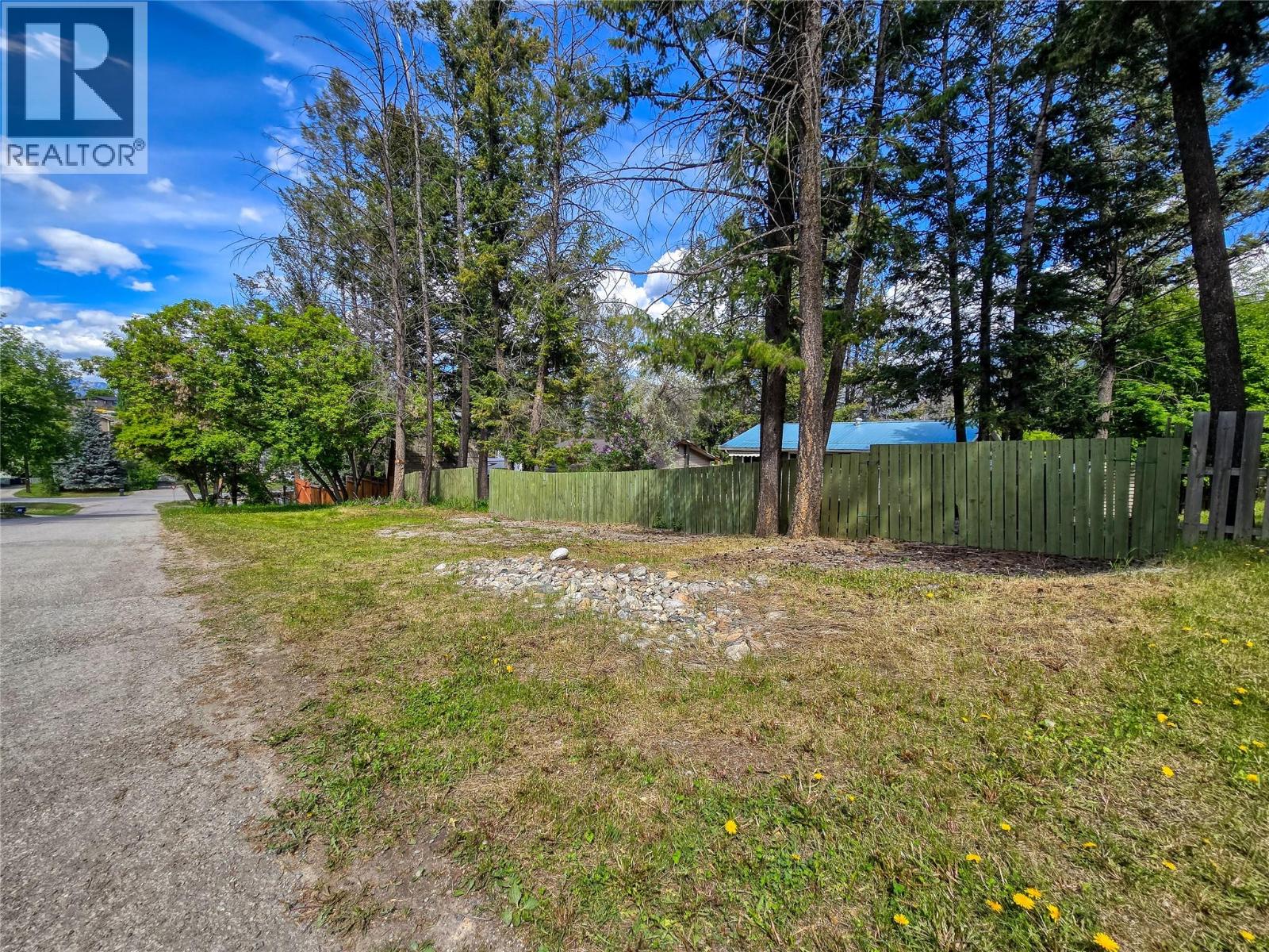 1502 10th Avenue, Invermere, British Columbia  v0a 1k0 - Photo 26 - 10382138