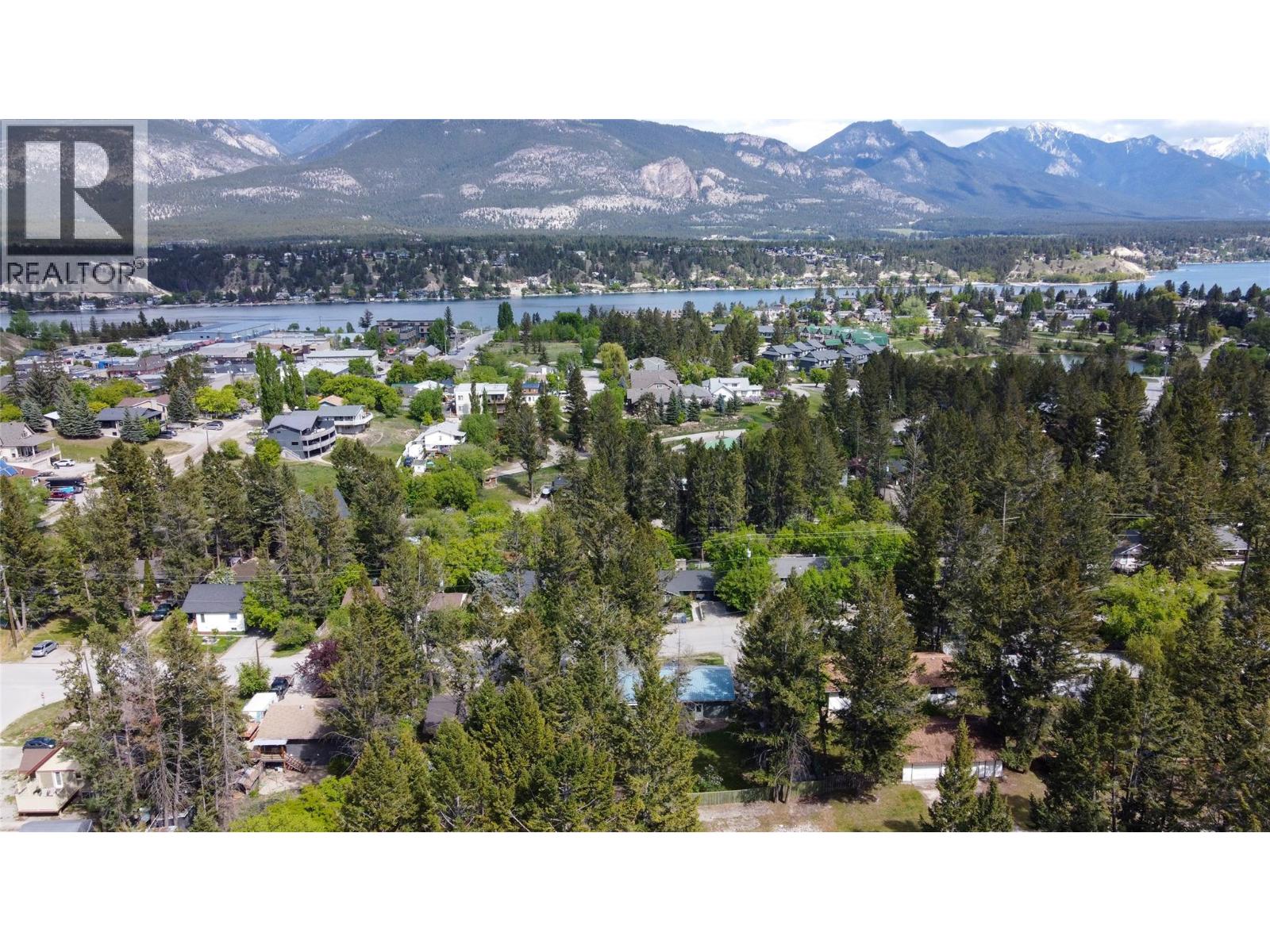 1502 10th Avenue, Invermere, British Columbia  v0a 1k0 - Photo 38 - 10382138