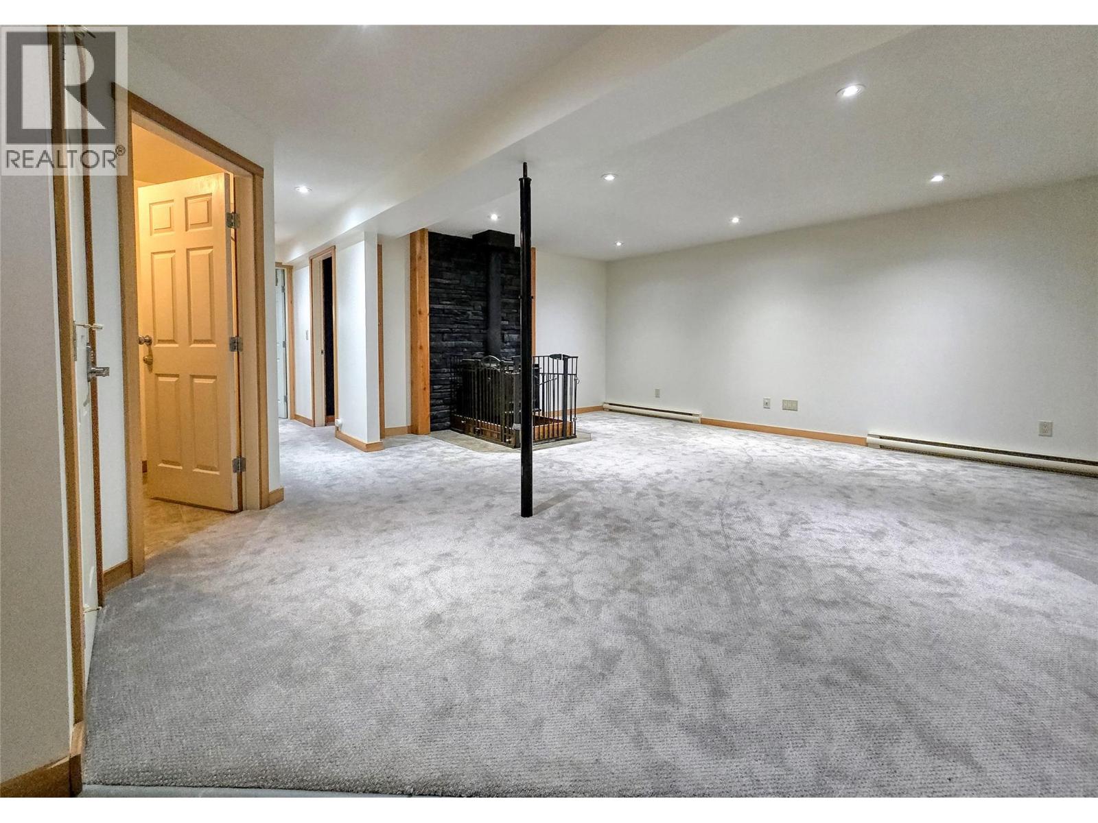 1502 10th Avenue, Invermere, British Columbia  v0a 1k0 - Photo 43 - 10382138