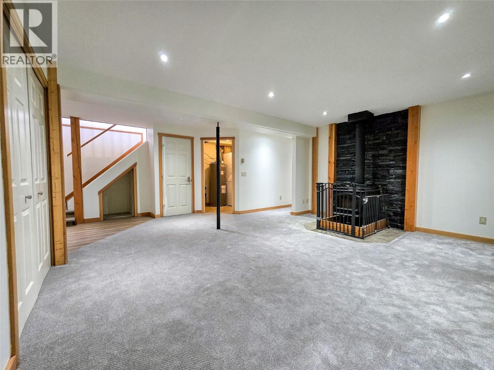 1502 10th Avenue, Invermere, British Columbia  v0a 1k0 - Photo 44 - 10382138