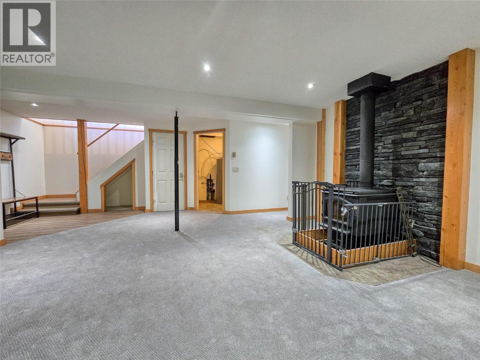 1502 10th Avenue, Invermere, British Columbia  v0a 1k0 - Photo 45 - 10382138