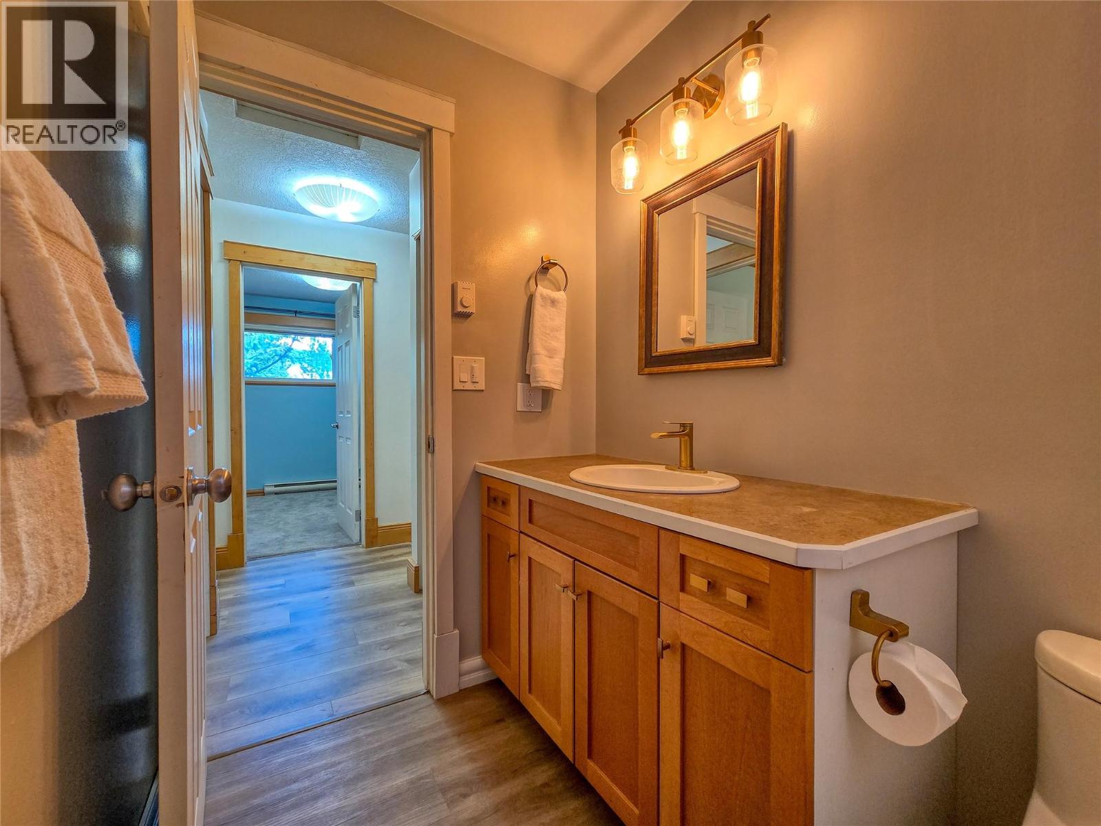 1502 10th Avenue, Invermere, British Columbia  v0a 1k0 - Photo 61 - 10382138