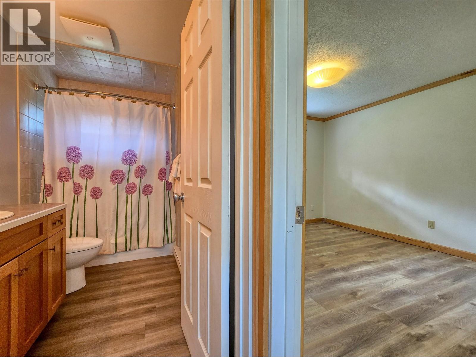 1502 10th Avenue, Invermere, British Columbia  v0a 1k0 - Photo 62 - 10382138