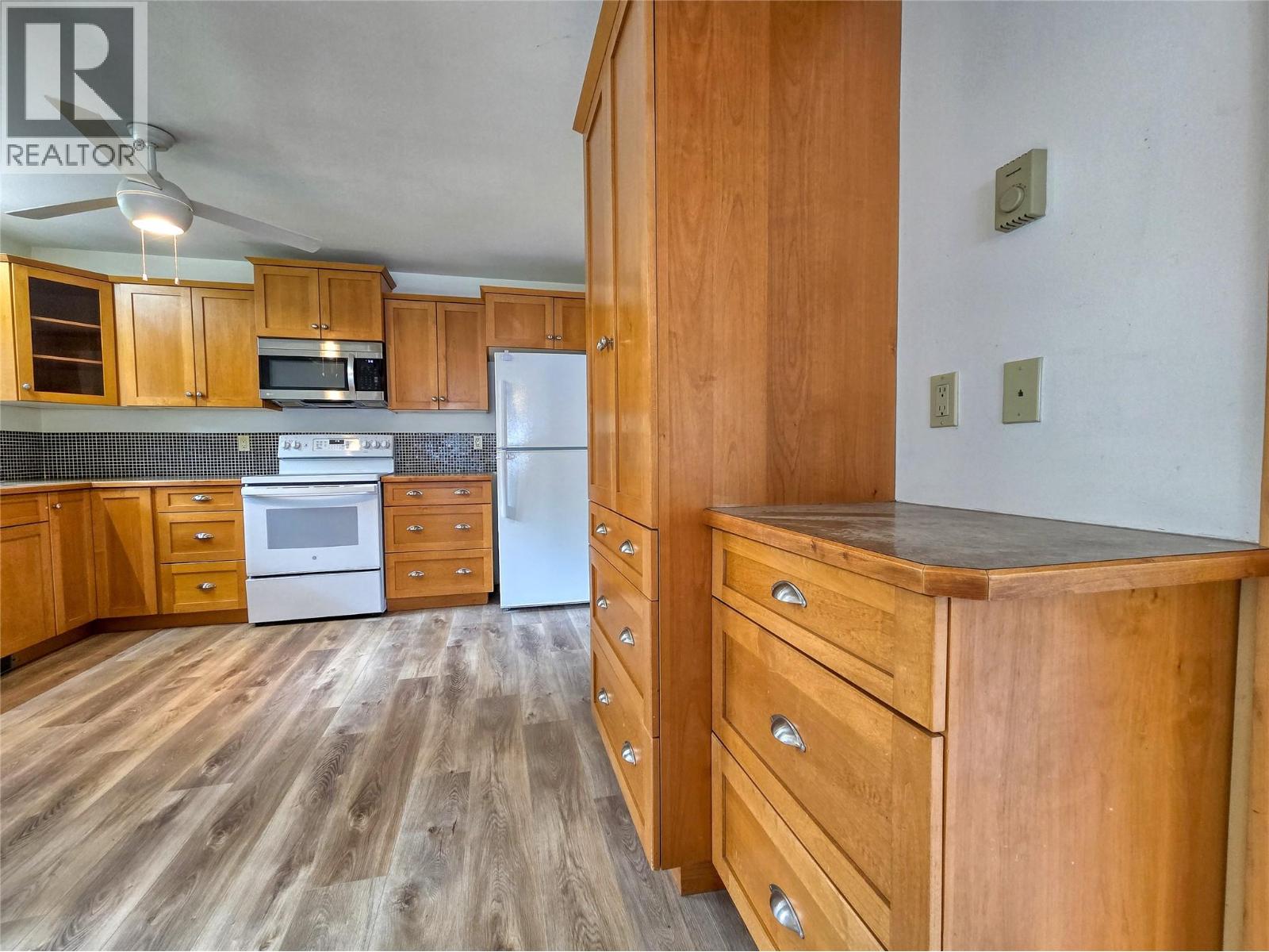 1502 10th Avenue, Invermere, British Columbia  v0a 1k0 - Photo 68 - 10382138