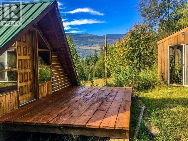 2545 Child Road, Clearwater, British Columbia  V0E 3A0 - Photo 2 - 10382098