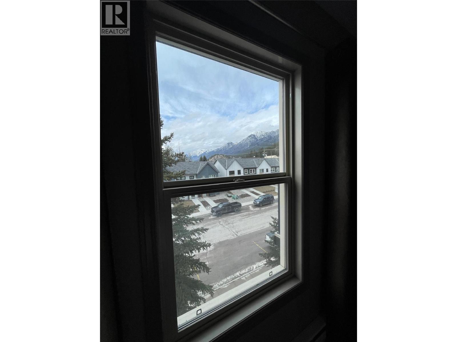 4884 Stanley Street Unit# 407, Radium Hot Springs, British Columbia  V0A 1M0 - Photo 13 - 10379787