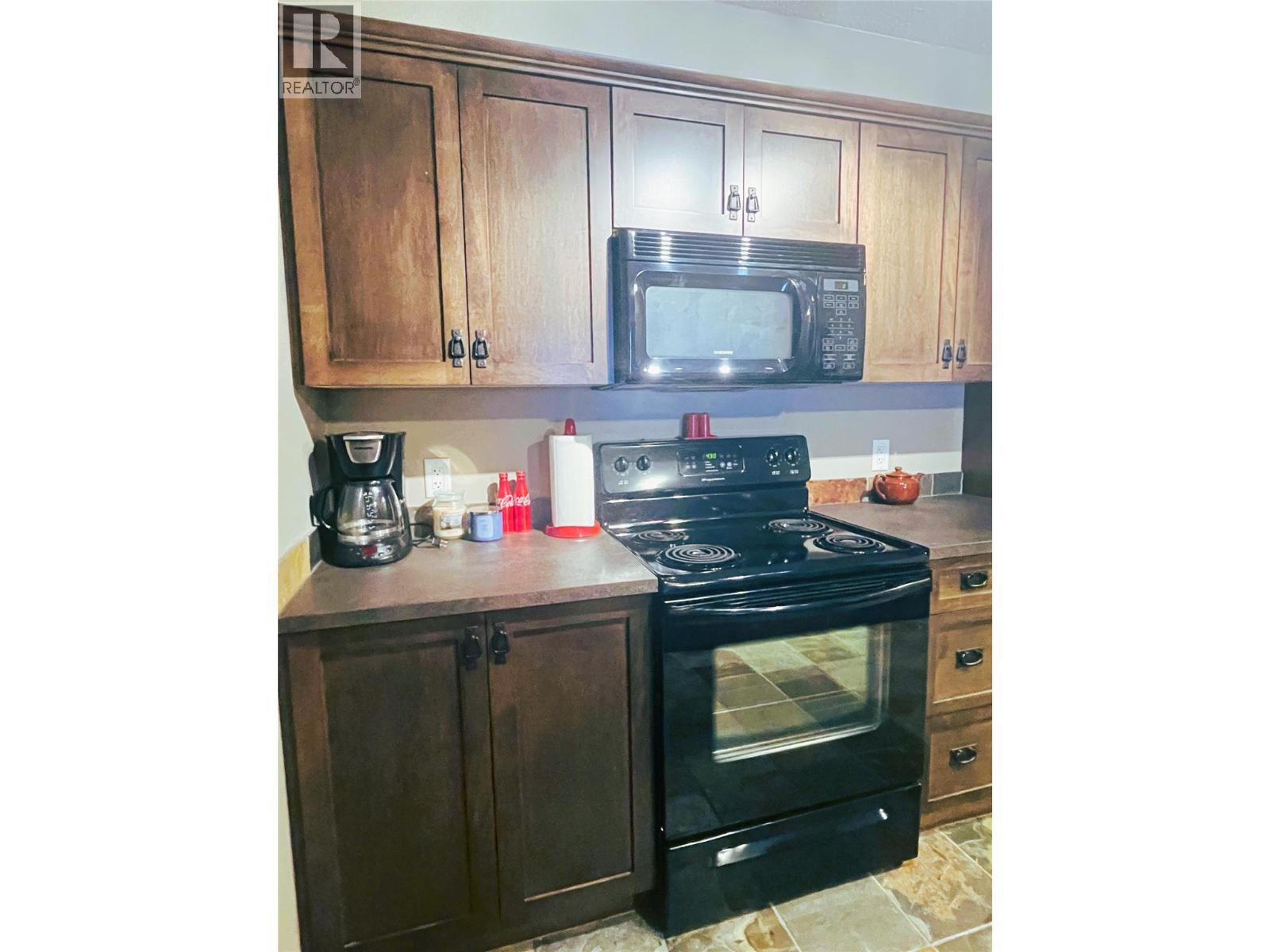 4884 Stanley Street Unit# 407, Radium Hot Springs, British Columbia  V0A 1M0 - Photo 5 - 10379787