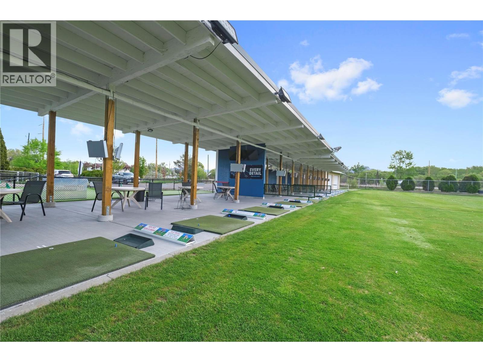 3810 Casorso Road, Kelowna, British Columbia  V1W 4M7 - Photo 32 - 10382103