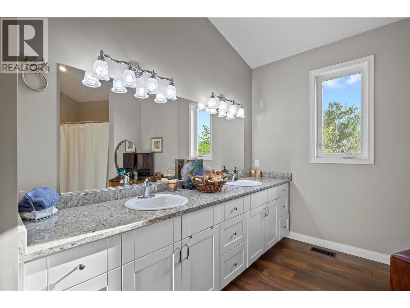 3810 Casorso Road, Kelowna, British Columbia  V1W 4M7 - Photo 26 - 10382105