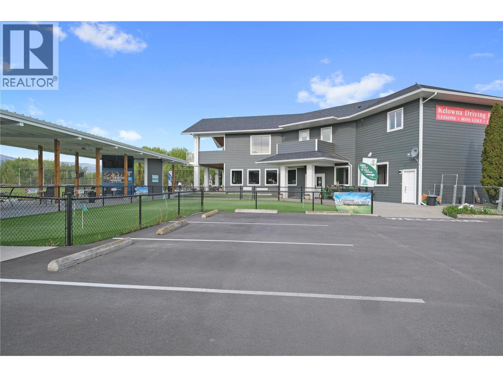 3810 Casorso Road, Kelowna, British Columbia  V1W 4M7 - Photo 5 - 10382105