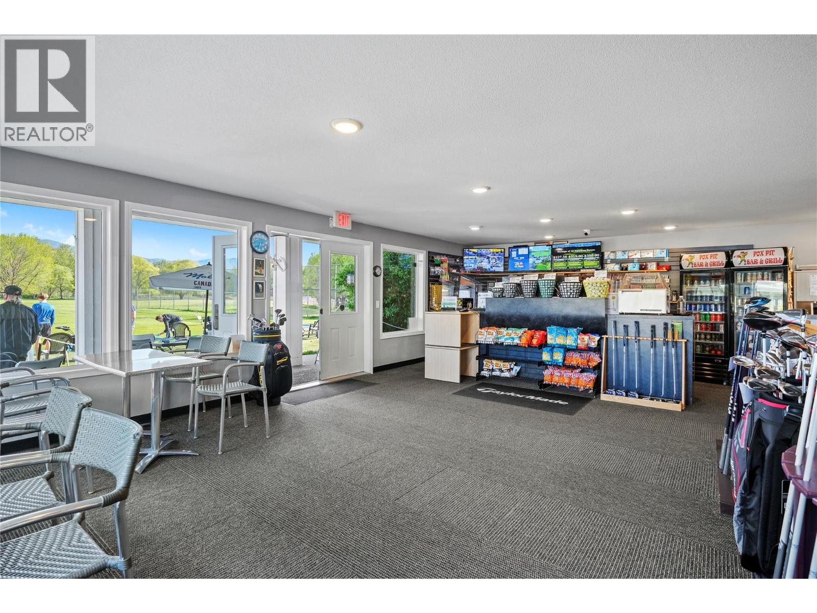 3810 Casorso Road, Kelowna, British Columbia  V1W 4M7 - Photo 6 - 10382105