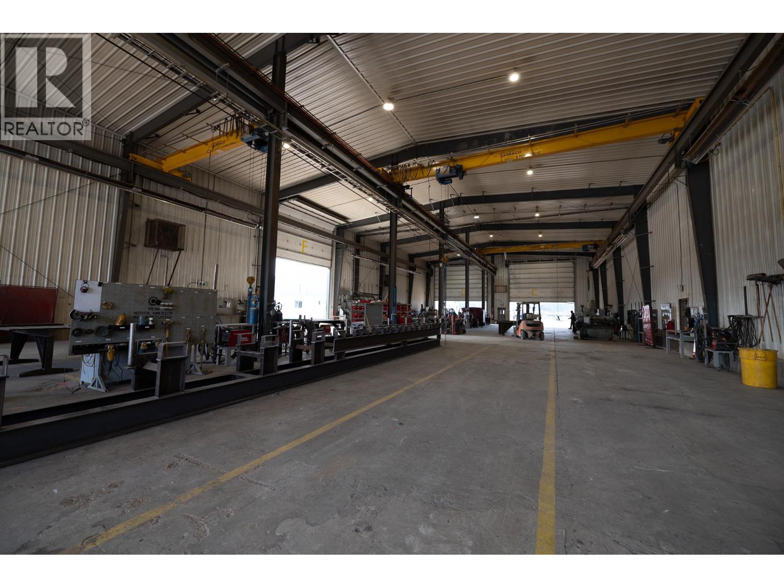 9100 Grainger Road, Canal Flats, British Columbia  V0B 1B0 - Photo 12 - 10382233