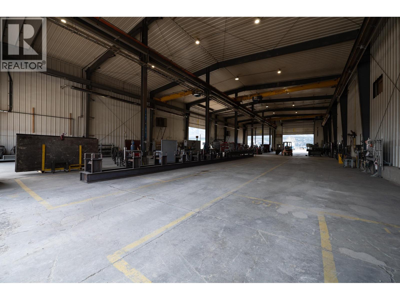 9100 Grainger Road, Canal Flats, British Columbia  V0B 1B0 - Photo 13 - 10382233