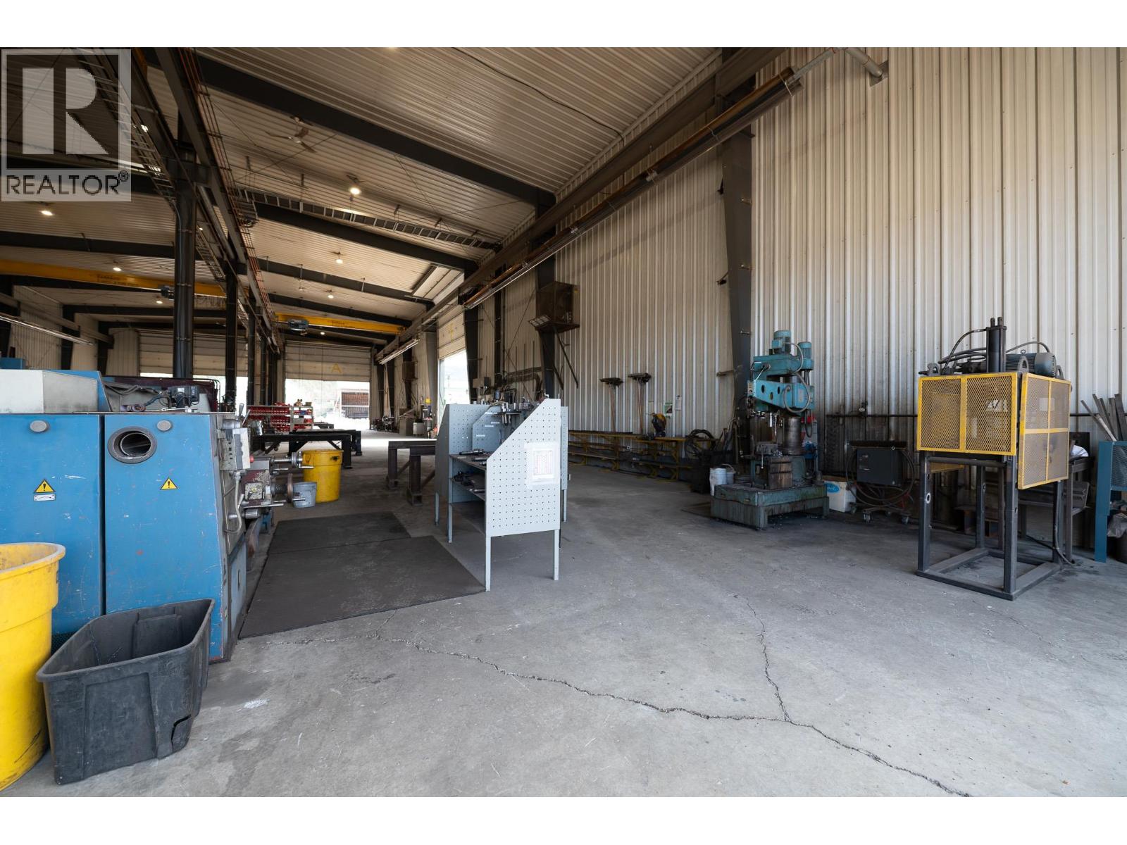 9100 Grainger Road, Canal Flats, British Columbia  V0B 1B0 - Photo 18 - 10382233