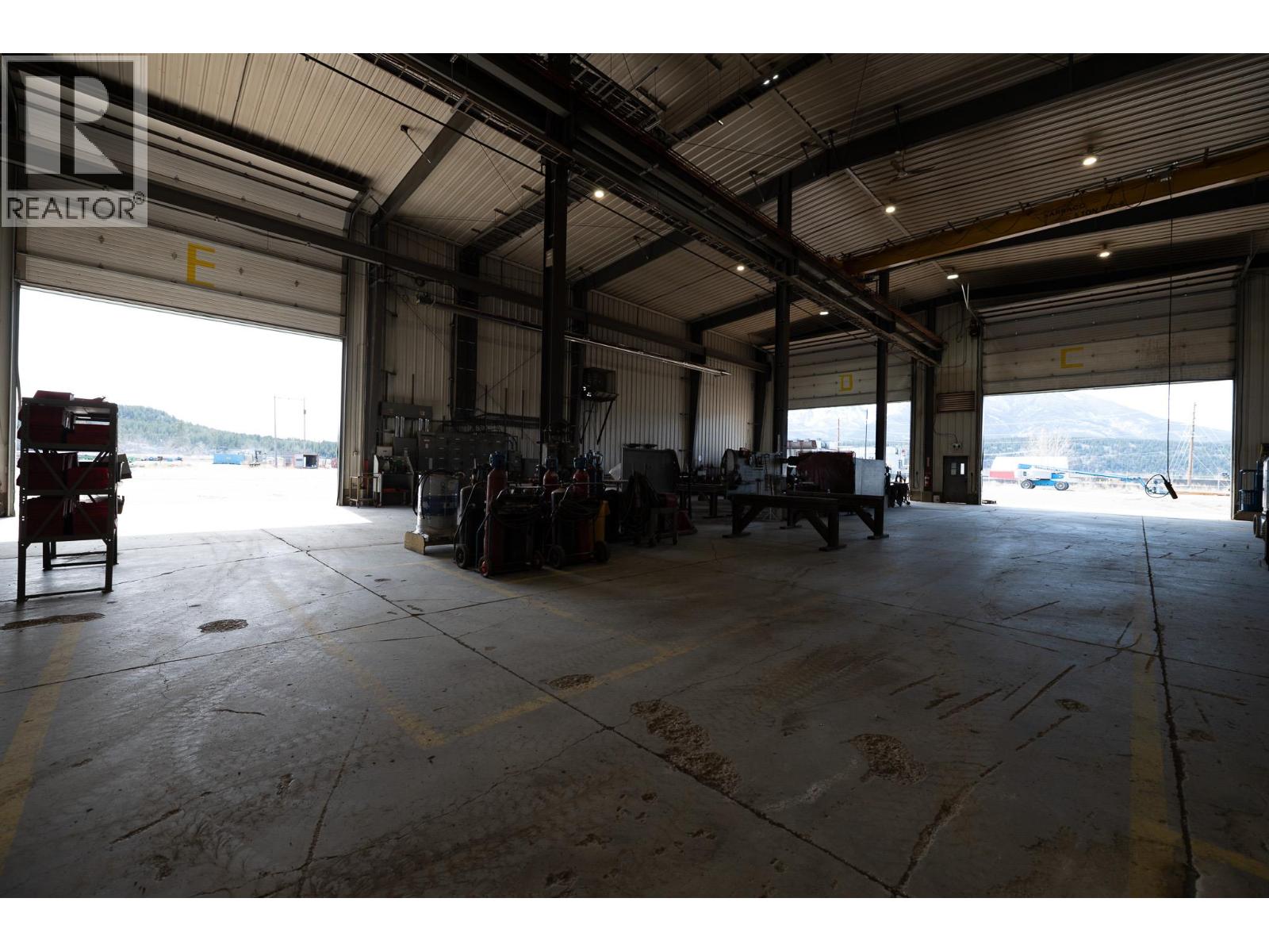 9100 Grainger Road, Canal Flats, British Columbia  V0B 1B0 - Photo 25 - 10382233